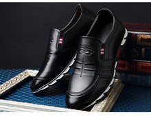 Load image into Gallery viewer, Designer Men Leather Shoes