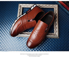 Load image into Gallery viewer, Designer Men Leather Shoes